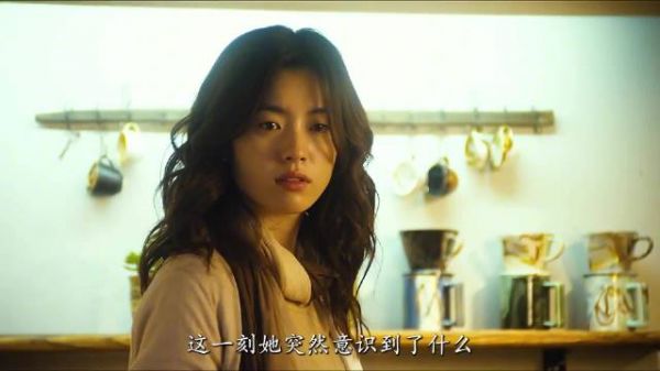 女子街头偶遇失踪两年爱人,绝望哭喊后终重逢