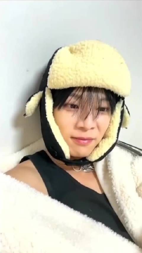 劳动险说永晟一直唱歌是因为肛门在宿舍一直都是这样的