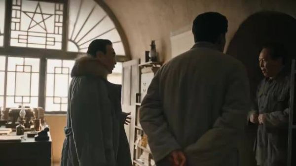 大决战:主席病情不见好转,洋大夫都没辙了,一句话让首长们尴尬