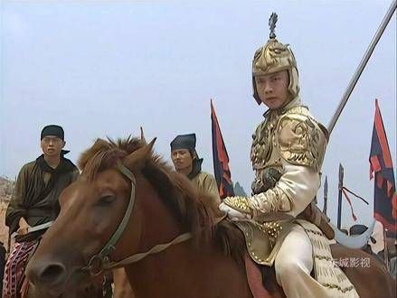 罗成一枪便击败了门神尉迟恭