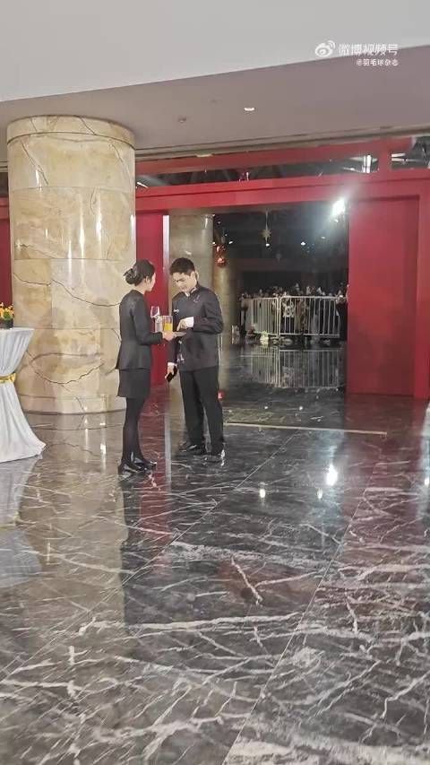 我冯在民国就是根正苗红的学生会主席