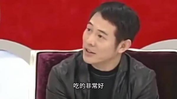 李连杰有很好的妈妈和老师,做运动吃不好就是损耗身体!