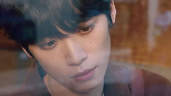 我妈咪刚生完就急着去打工给我赚奶粉钱