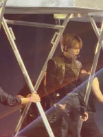 钟辰乐 推出男宾一位 cr.knowillfindyou