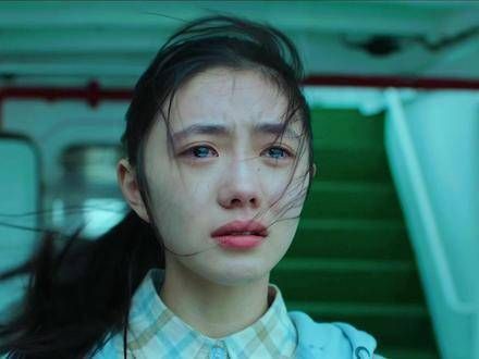 哭的时候,大脑会分泌内啡肽以减少你的痛苦