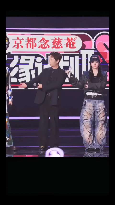 元元可爱瞬间嘿嘿嘿嘿( ˝ᗢ̈˝ )