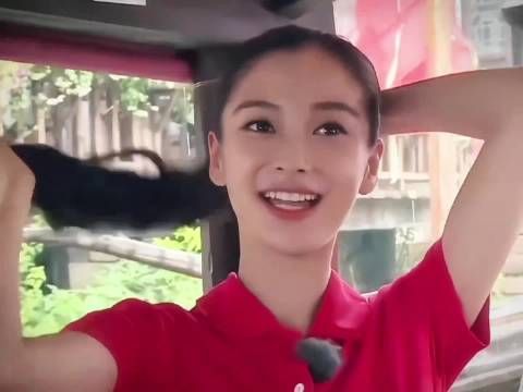 baby的美貌，无论在哪个阶段都是那么好看，一眼心动的美！