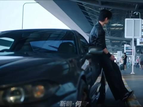 何与《双轨》糙汉造型荷尔蒙爆棚