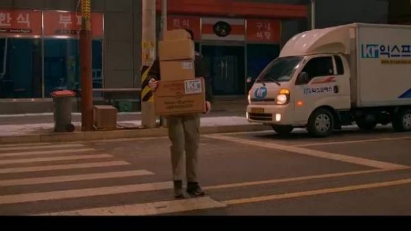 小伙化身地下判官,惩治法外狂徒