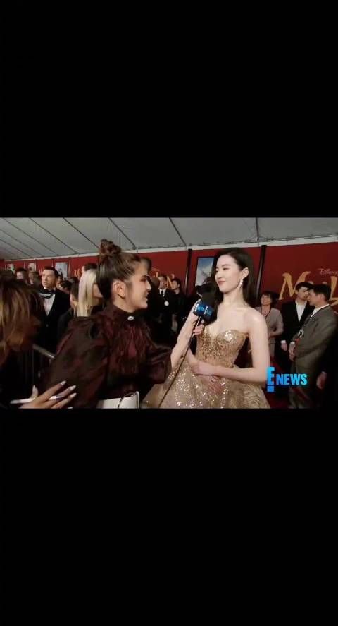 刘亦菲的思想真的领先好多年，早期采访回答好有深度