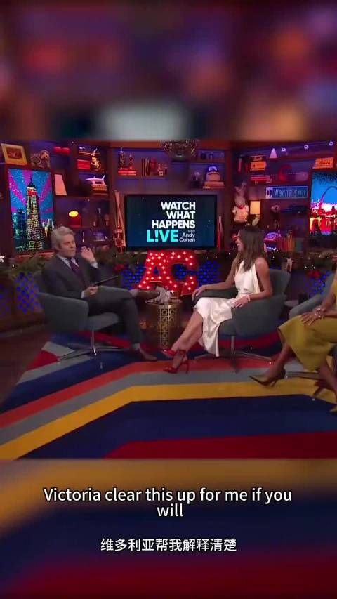 维多利亚吐槽贝克汉姆总早到,自曝麦当娜穿其设计改变人生