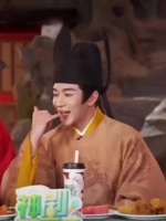 夏之光与砂糖橘同框引欢乐