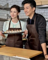 TVB实力小生为小儿子庆生，一家四口都是高颜值，与视后新剧即将播出