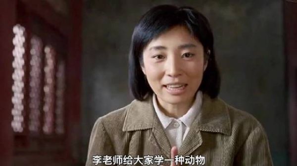 《看上去很美》以孩童视角解构成人规则，艺术表达震撼人心