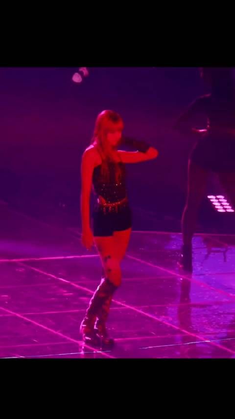 Lisa信仰之跃引全网模仿热潮