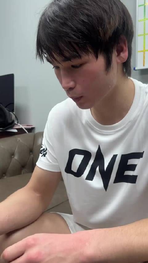 大战过后，刘梦阳为达万猜送上祝福，希望达万猜早日康复！