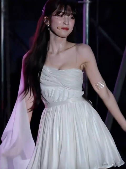 崔乂园舞台暴击！身材与实力双在线，韩舞圈宝