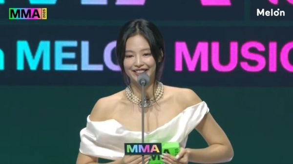 BLACKPINK JENNIE获MMA2025颁奖礼TOP10
