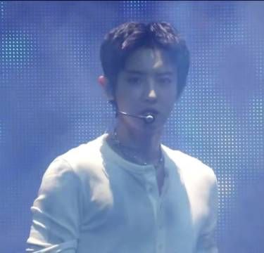 朴灿烈MMA2025舞台表演Back It Up纯享版释出