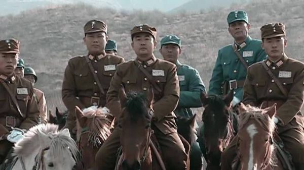 亮剑：晋绥军去八路总部学习，楚云飞得知过独立团，下秒做法亮了！