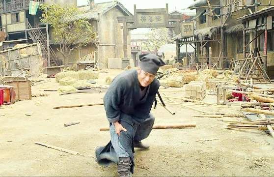 奇门遁甲老巷动作戏张力十足引观众回看