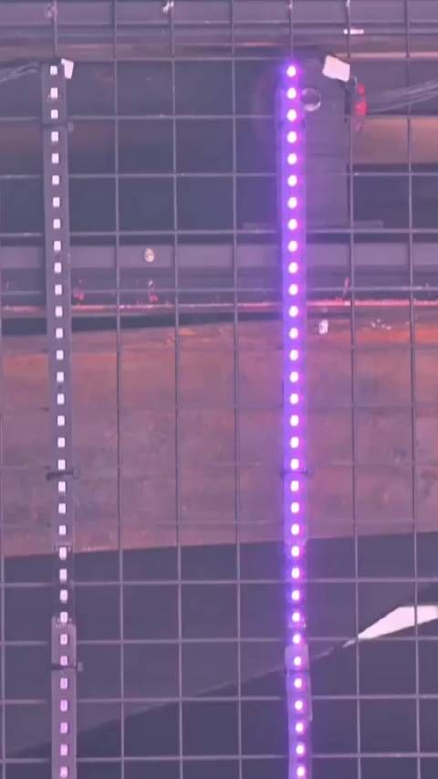 MMA这个升降镜头对张元英可不友好,如果是我,就要找个缝钻进去