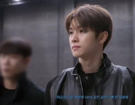 郑成灿MAMA后台花絮曝光，2026台历特典筹备中