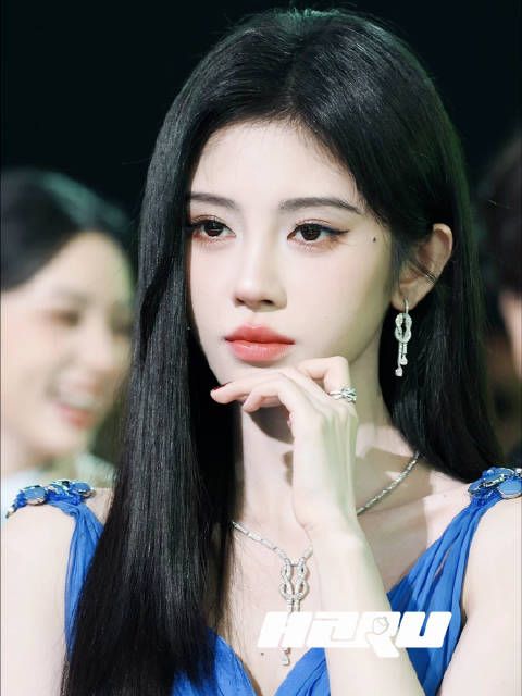 一颦一笑牵动me心了 原视频就漂亮成这样