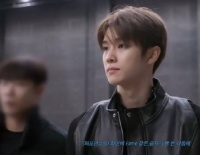 郑成灿MAMA后台花絮曝光，2026台历特典筹备中