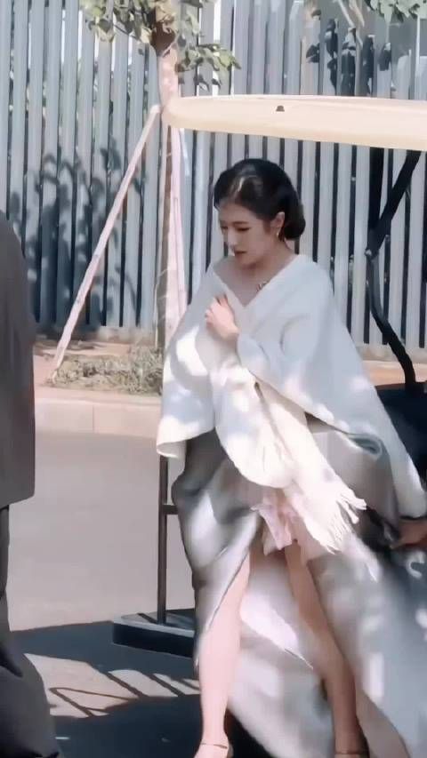 李兰迪张新成同框引回忆杀