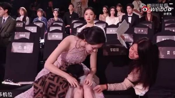 不要哇，我孟觉得丢脸的 怎么就上文娱榜一了