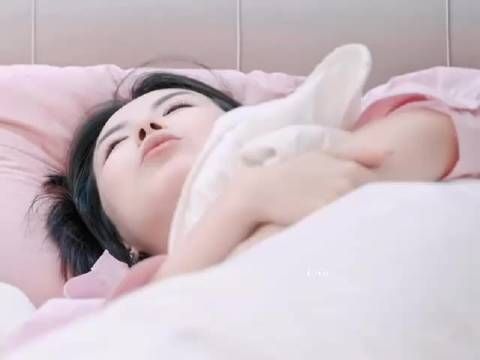 爱具有专属性和占有欲，无法共享