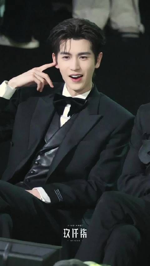 zlh 气质拿捏这块儿