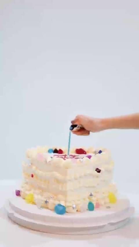 李艺彤30岁告别丝芭传媒，开启新生