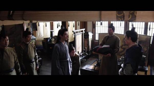 谢淮安以身藏密守护长安,成毅演绎活密码本