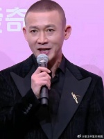 聂远带亲女儿走红毯，父女俩太像了，一个模子刻出来的丨尖叫之夜