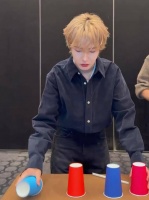 小羊也会玩吹乒乓球游戏吗(^з^)-☆