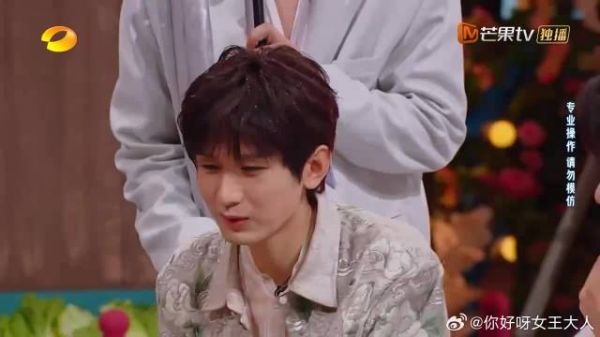 曾舜晞好难,赢了游戏还要指挥队友泼,要笑死了!