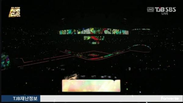 251225 SBS歌谣大战 nct dream《CHILLER + Beat it Up》现场