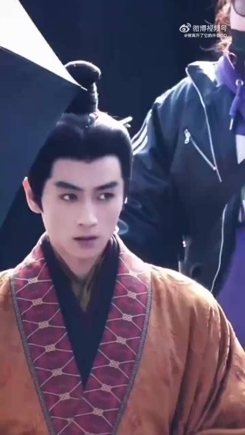 陈晓《秦谜》赢政今日路透 剑眉星目