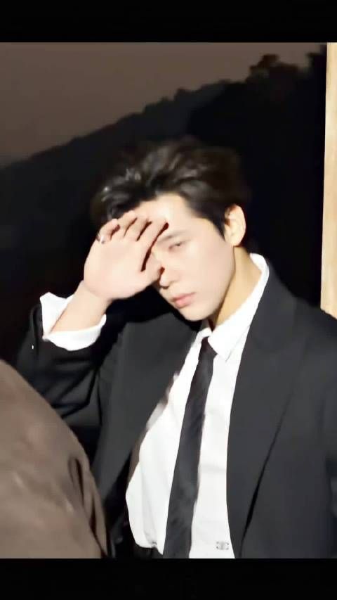 王安宇真给我帅死了,黑西装真的超级让人心动