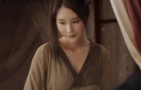 张熙媛饰演的潘金莲，就算穿着布衣，也遮不住她的美