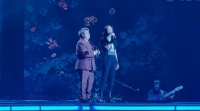 韩红莫文蔚合唱这世界那么多人现场版