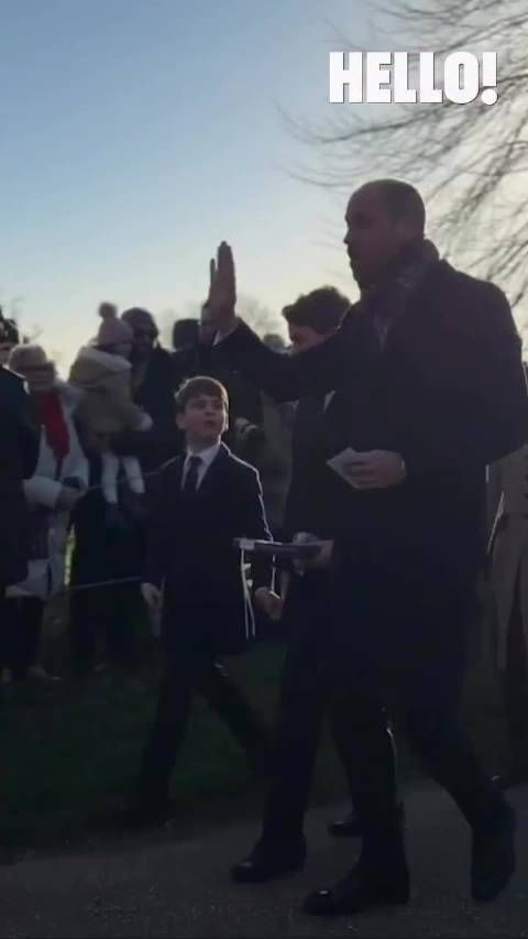 威廉王子获赠巧克力球被路易王子当场拿走