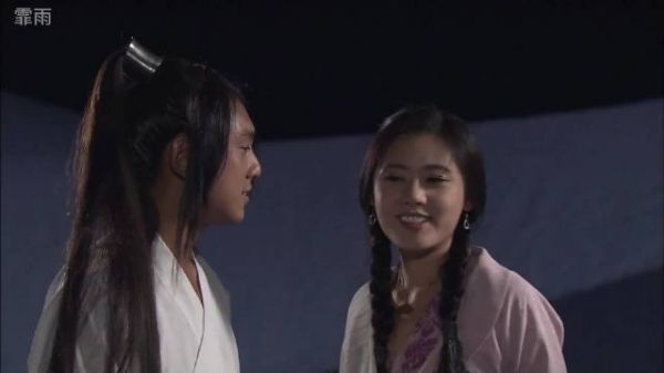 秋瓷炫朱孝天晒衣引热议