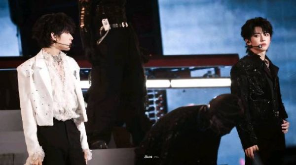 我不行了太好看了,心理委员你不用来了,我太得劲了