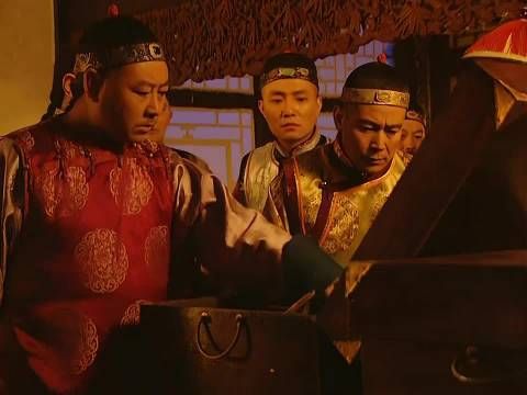 四爷火烧百官行述，众皇子虚伪的笑容淋漓尽致， 雍正王朝