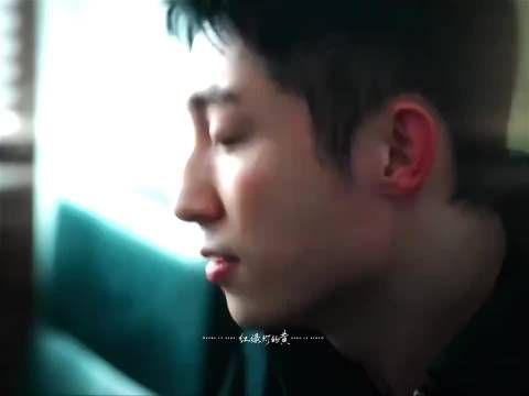 黄景瑜白天综艺搞笑晚上新剧演警察