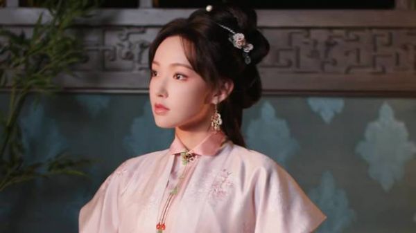 玉茗茶骨里的程潇是个反派恶女,荣二小姐一个温柔的野心家!