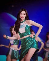 51岁林志玲挑战女团舞！啦啦队服出镜，苗条身材似少女